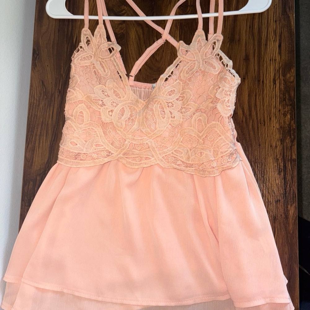 Peach Lace Overlay Sleeveless Top
